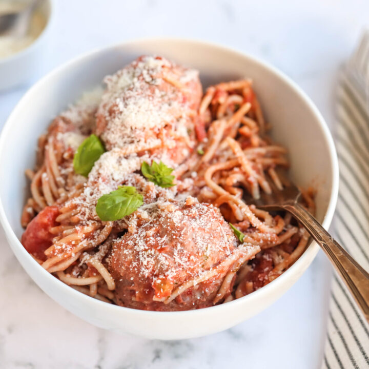 Slow Cooker Spaghetti Meatballs
