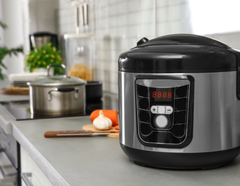 The Ultimate Slow Cooker Buying Guide: What to Look for in Your Next Purchase